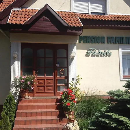 Pension Family Fabsits Couette-café 3*